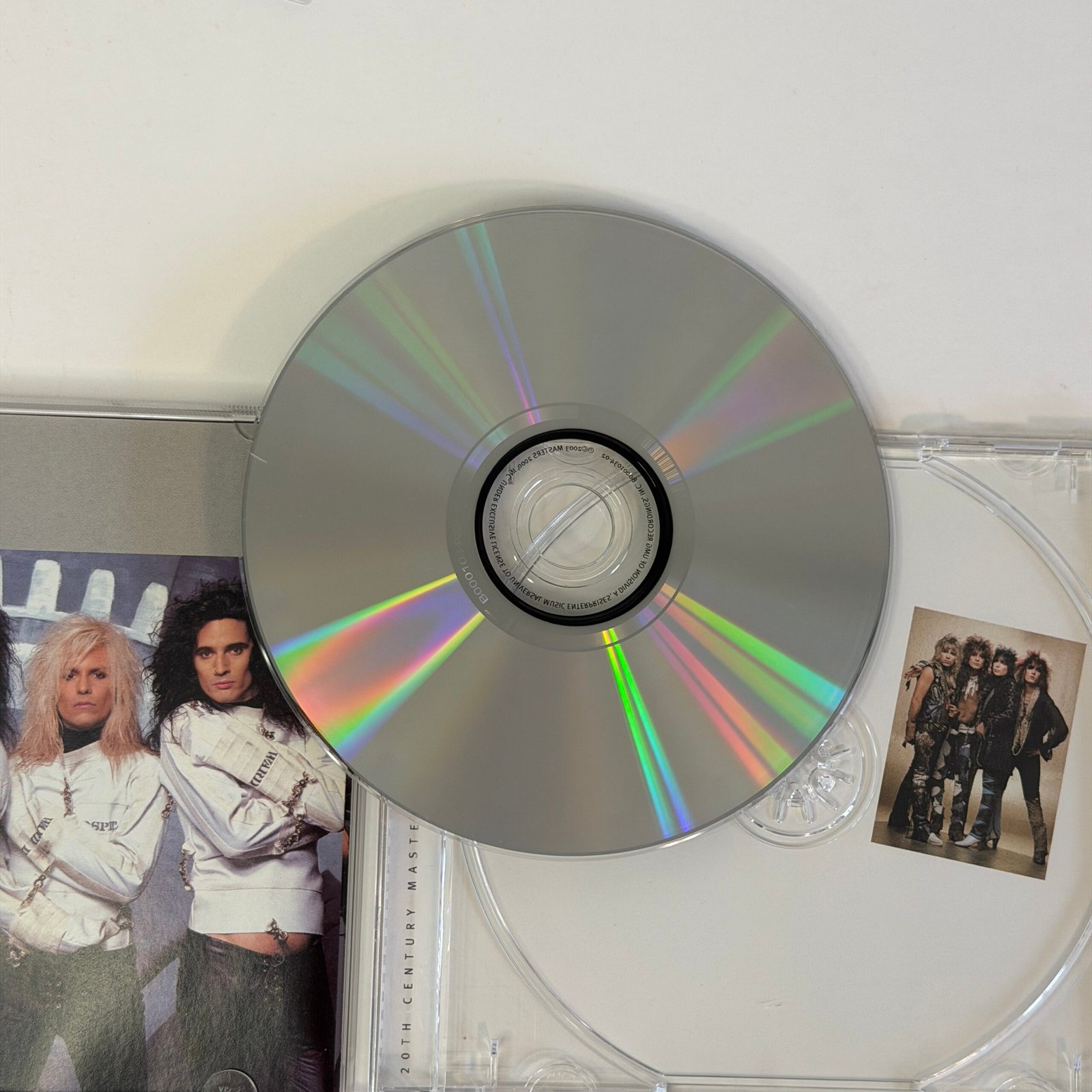4Motley Crue – 20th Century Masters The Millennium Collection